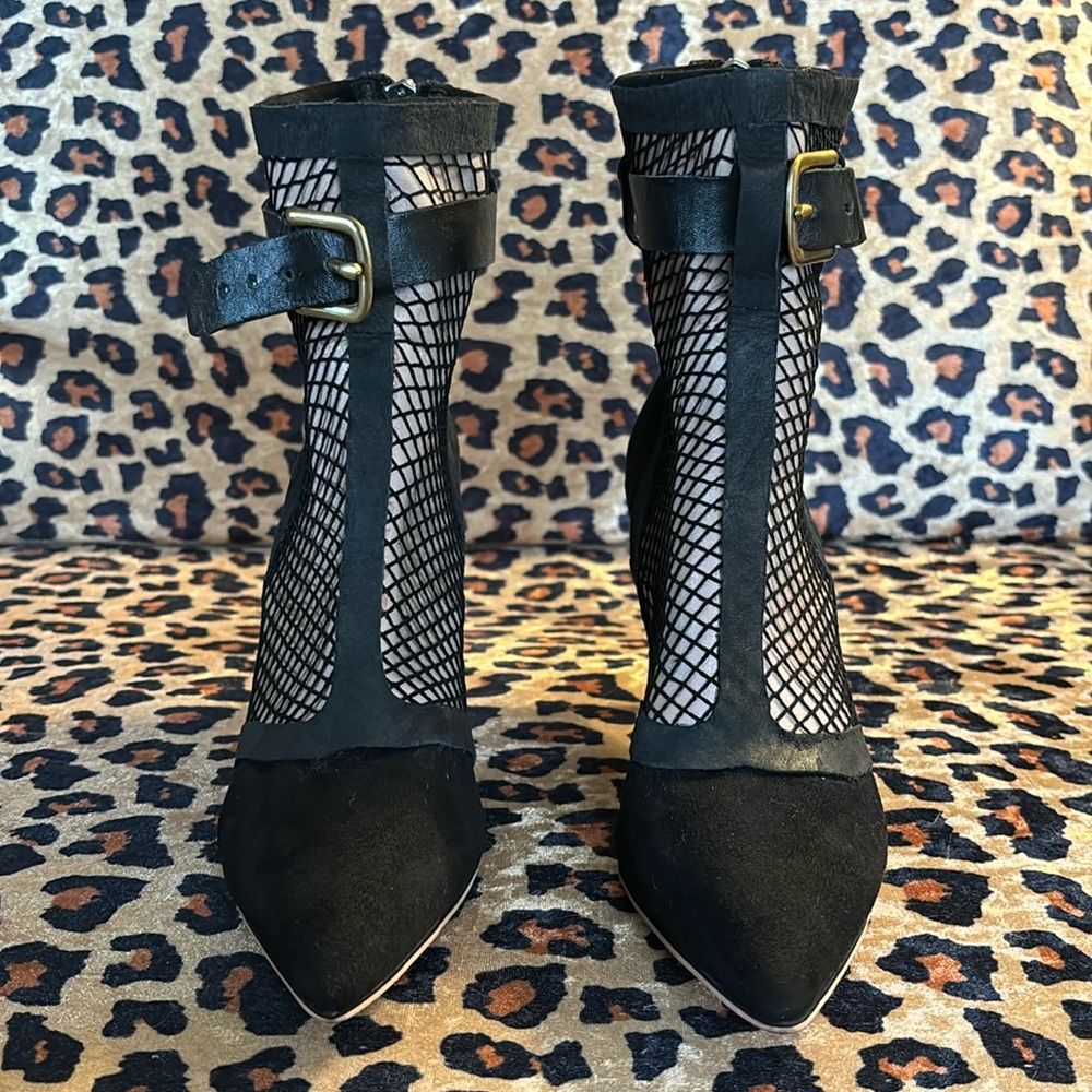 The Wishbone heel bootie with black mesh and cream underneath. Size 6